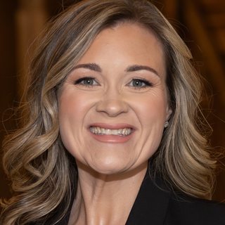 Danelle Farmer, APRN, NP-C